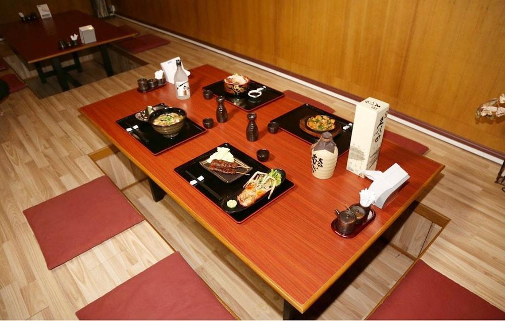 Hotel Kan Kaw ย่างกุ้ง ภายนอก รูปภาพ