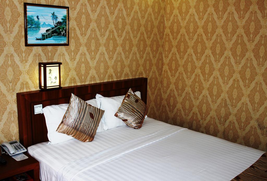 Hotel Kan Kaw ย่างกุ้ง ภายนอก รูปภาพ
