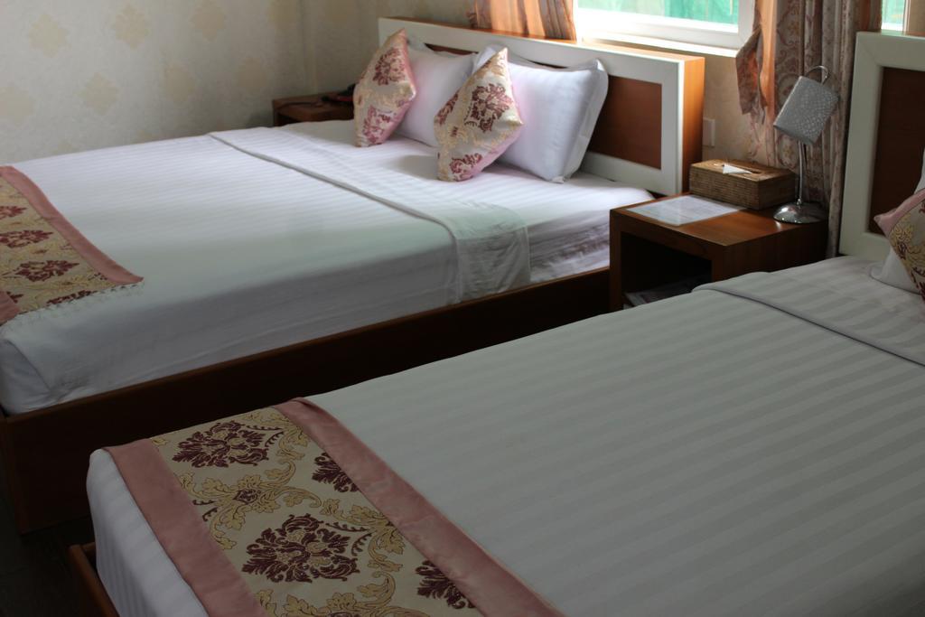 Hotel Kan Kaw ย่างกุ้ง ภายนอก รูปภาพ