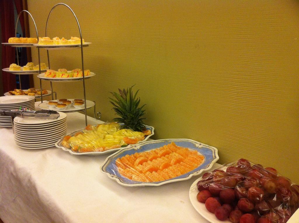 Hotel Kan Kaw ย่างกุ้ง ภายนอก รูปภาพ